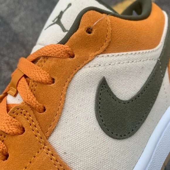 Jordan 1 low olive & curry - Picture 4 of 5